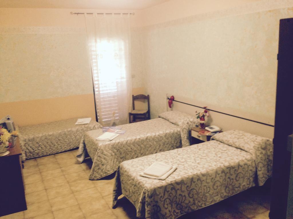 Hotel Menta E Rosmarino Monte Sant'Angelo Eksteriør billede