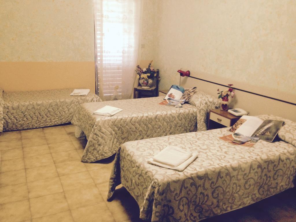 Hotel Menta E Rosmarino Monte Sant'Angelo Eksteriør billede