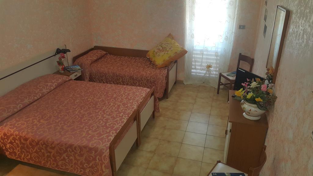 Hotel Menta E Rosmarino Monte Sant'Angelo Eksteriør billede