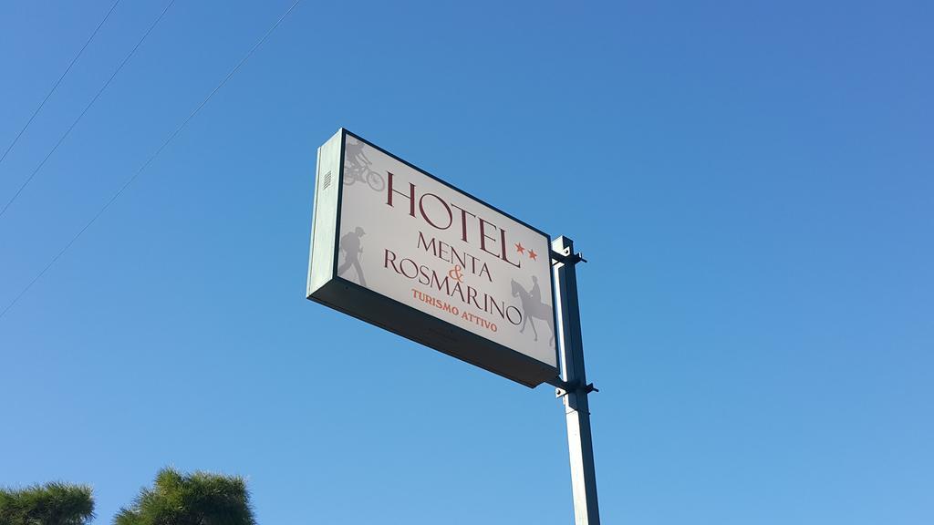 Hotel Menta E Rosmarino Monte Sant'Angelo Eksteriør billede