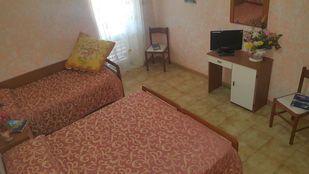 Hotel Menta E Rosmarino Monte Sant'Angelo Værelse billede